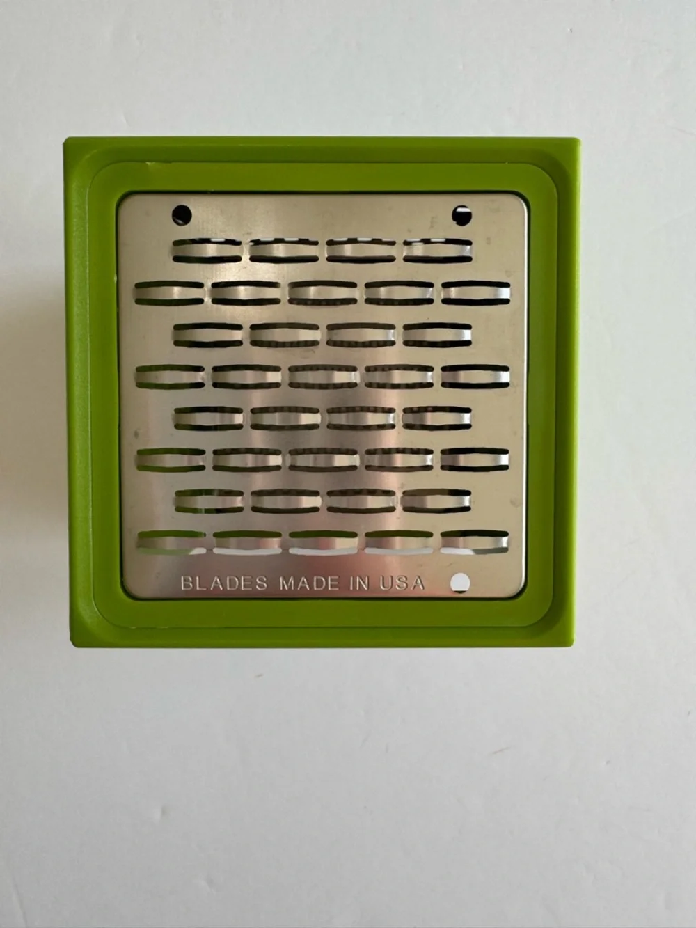 Microplane 3-in-1 Cube Grater Green Fine Ribbon Coarse Blades